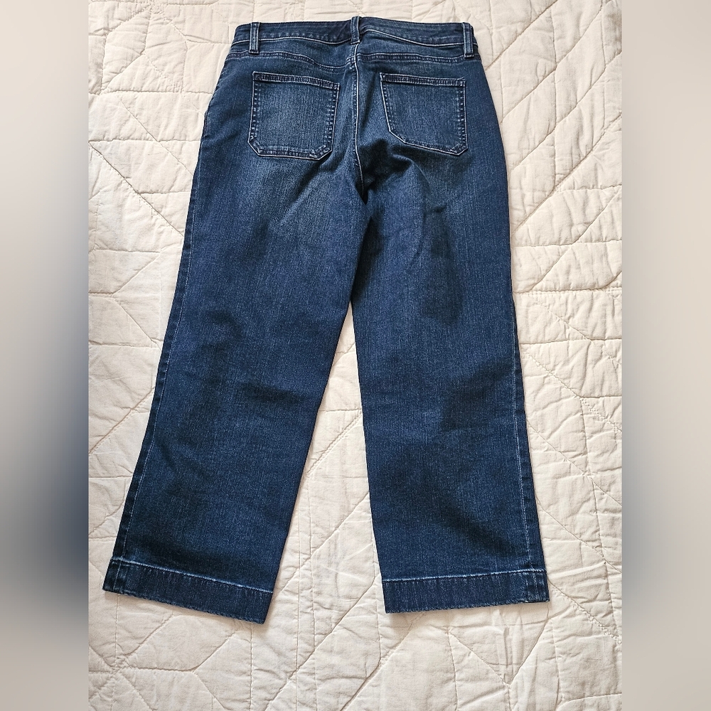 Talbots- 3 button pocket- Capri Jeans  Size 4 - Picture 2 of 6